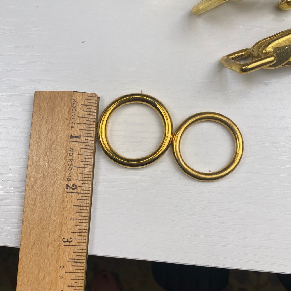 Lot of 3 Swivel Snap Hooks and 2 O Rings Gold Tone Hardware Craft Supply E14Q - Picture 4 of 4